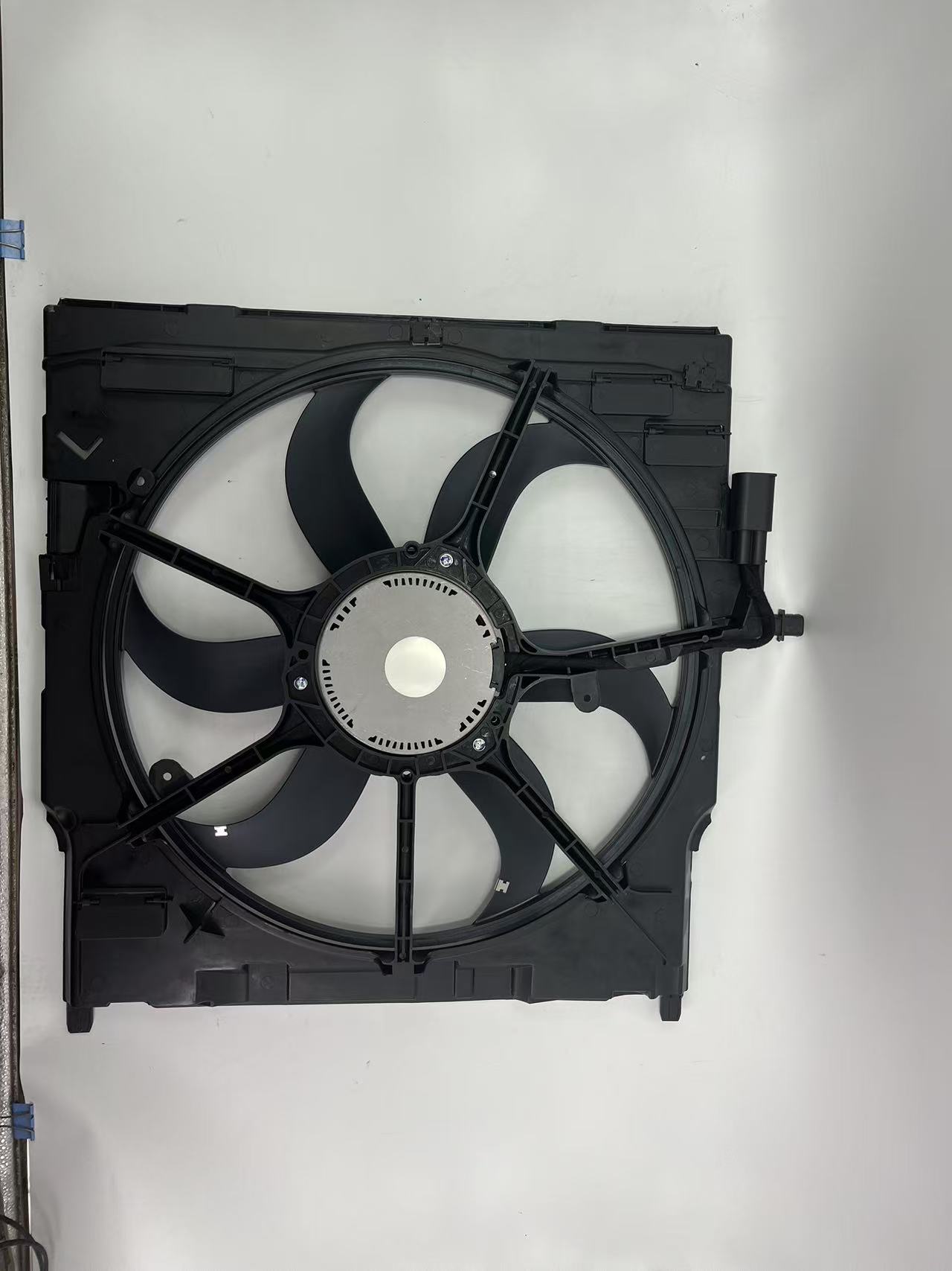 BMW X5 E70 E71 F15 F16 ansamblu ventilator de răcire radiator 17428618239 direct din fabrică en-gros