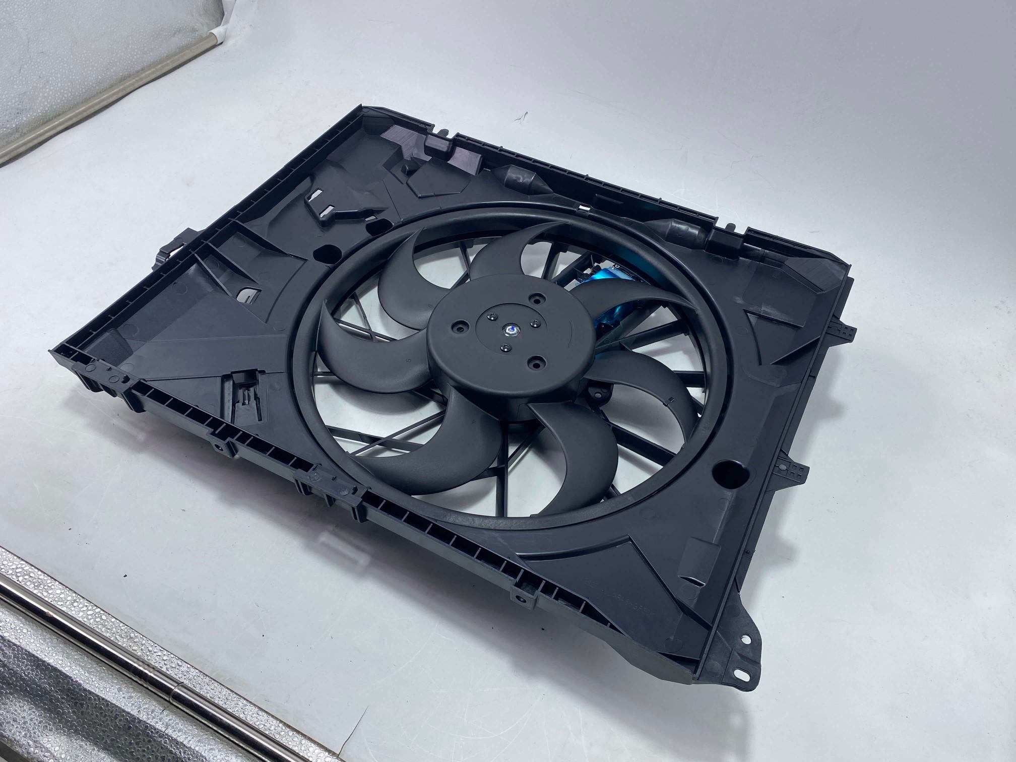 BMW E84 2010-2015 elektrische radiator koelventilator 17427563259 fabriek directe leverancier