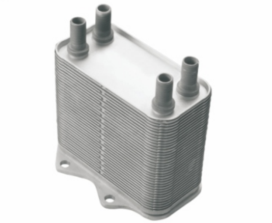 04230097 olajhűtő Deutz BFL913 BF6L913 F6L913 motorokhoz Traktor DX 6.50 OEM cseresz&aacute;ll&iacute;t&oacute;