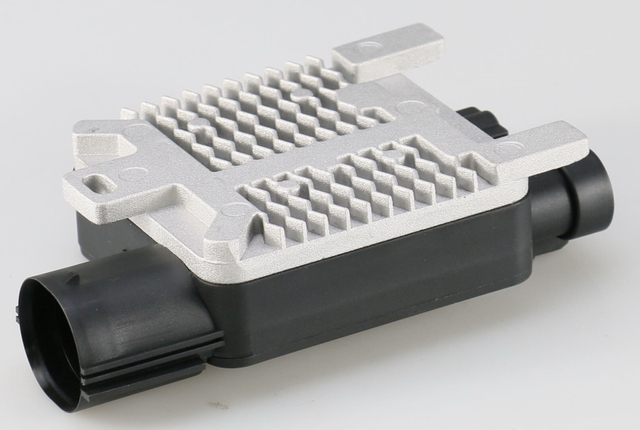 M&oacute;dulo de rel&eacute; de control del ventilador de refrigeraci&oacute;n OEM 6W1Z8B658AB para Ford Focus