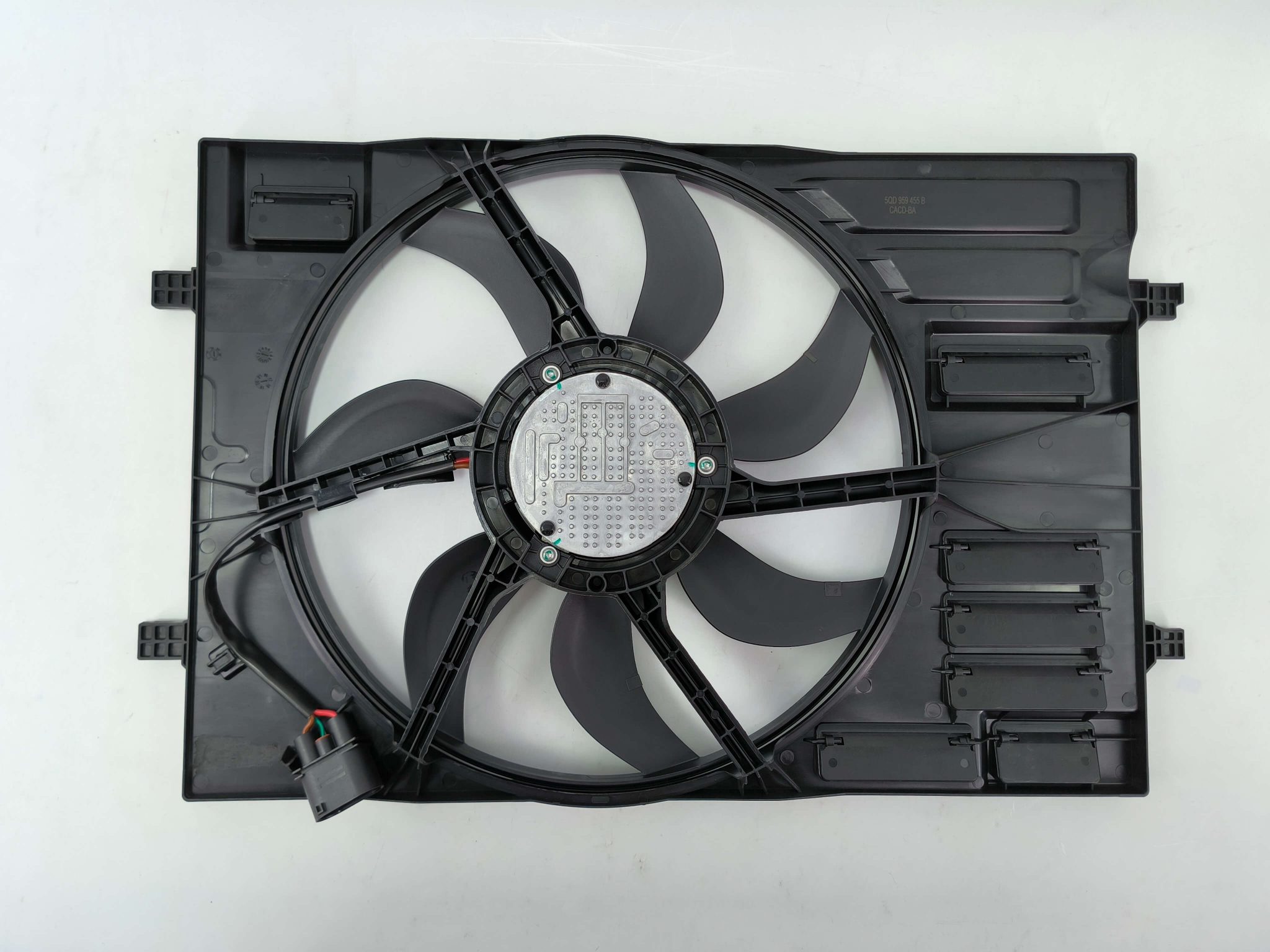 VW MQB 플랫폼용 브러시리스 전동 팬 5Q0121203DE; 직경 440mm, 고효율.