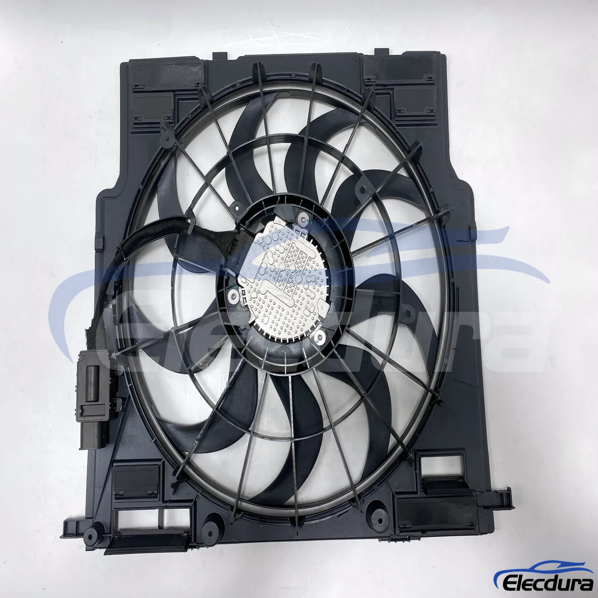Remplacement du ventilateur de refroidissement du radiateur 17428472321 pour les ateliers de r&eacute;paration BMW