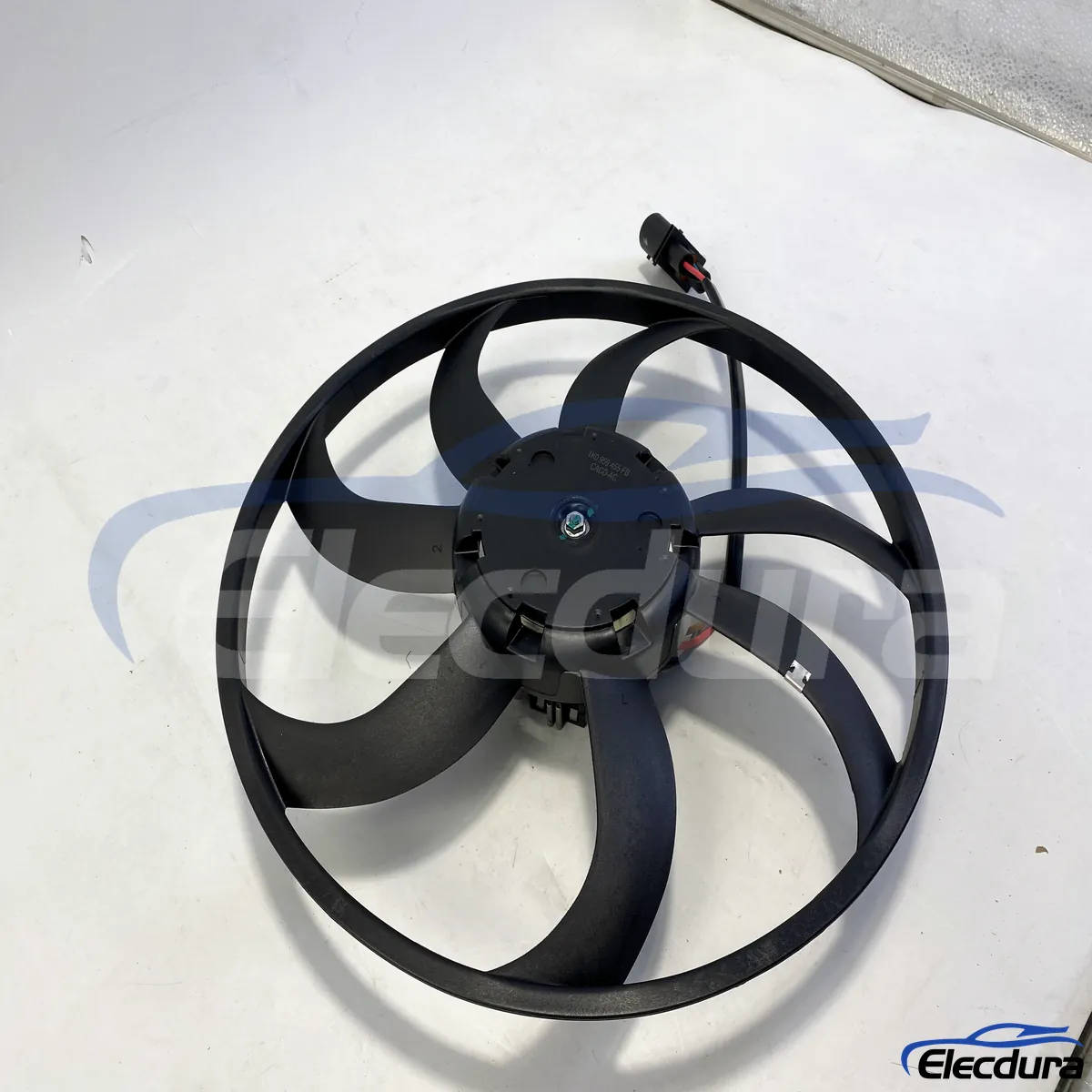 Aşırı ısınma ve zayıf hava akışı onarımı i&ccedil;in Volkswagen Golf soğutma fanı grubu