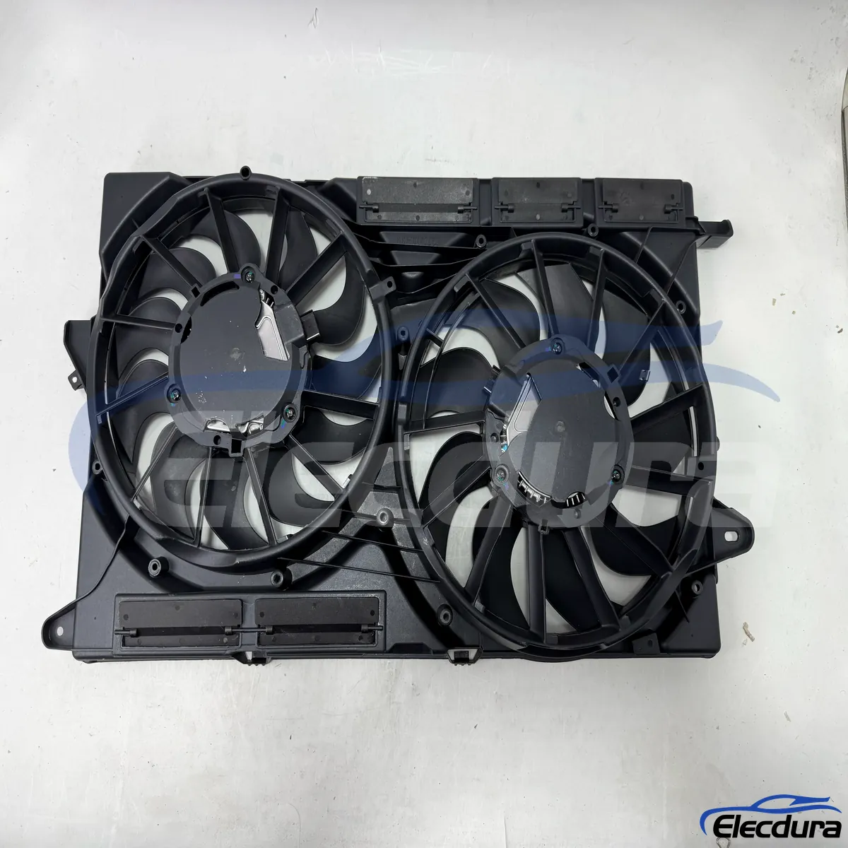 84355900 Aftermarket brushless Ensemble ventilateur de refroidissement de radiateur pour importateur et fourniture de pi&egrave;ces de r&eacute;paration