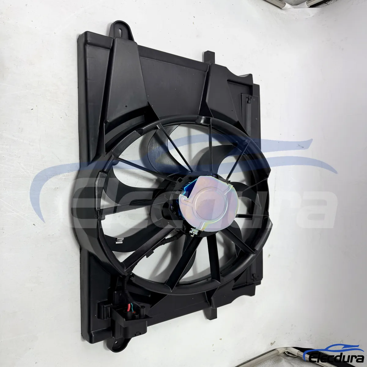 Soğutma fanı dağıtıcıları i&ccedil;in Chevrolet Cruze Fır&ccedil;asız Radyat&ouml;r soğutma fanı grubu yedek 39009025