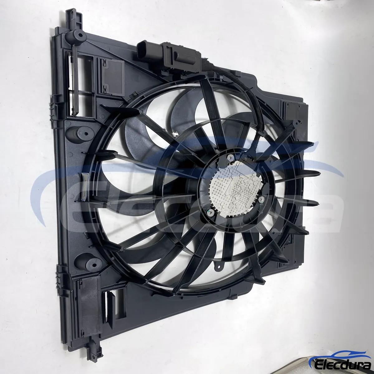 Ensemble de ventilateur de refroidissement de radiateur sans balais de rechange 17428472321 pour importateurs et grossistes
