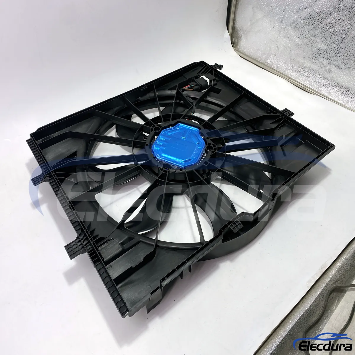 Mercedes-Benz W213, S450, C300 v&yacute;měna chladic&iacute;ho ventil&aacute;toru A0999063902 pro distributory