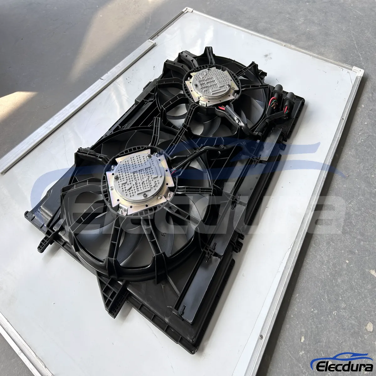 Moteur de ventilateur de refroidissement de moteur Audi, remplacement d'origine 4H0959455AD, fourniture de pi&egrave;ces en vrac