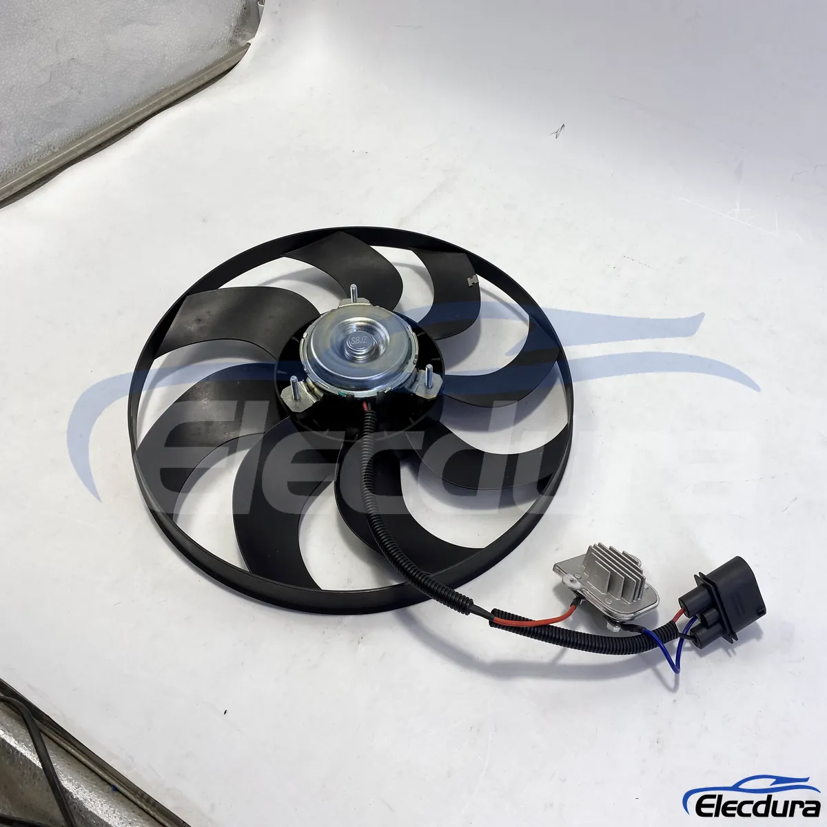มอเตอร์พัดลมระบายความร้อนหม้อน้ำหลังการขายที่จับคู่โดย OE 6QD959455D สำหรับการสั่งซื้อจำนวนมาก