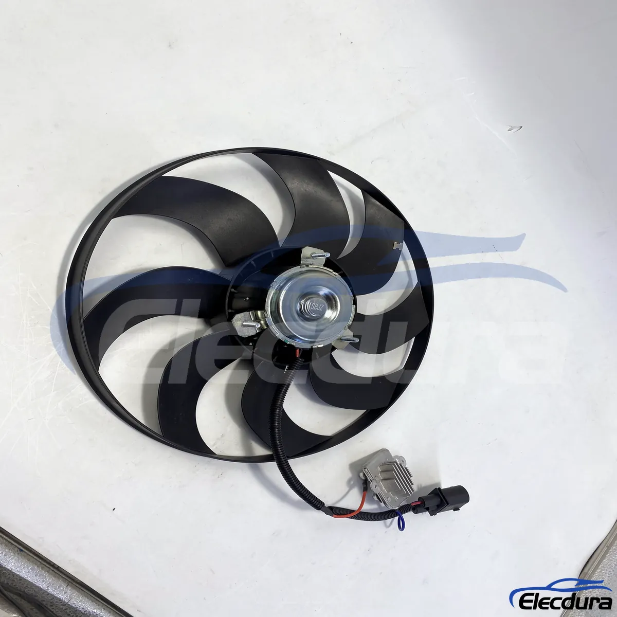 6QD959455D Volkswagen เปลี่ยนพัดลมระบายความร้อนหม้อน้ำสำหรับผู้นำเข้าและจัดจำหน่าย