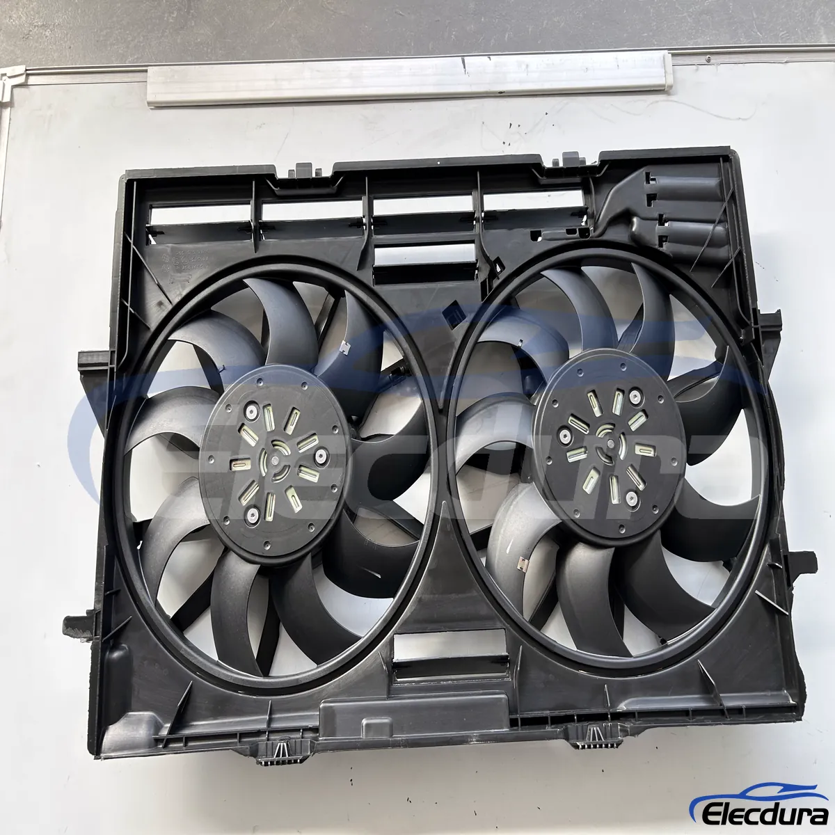 Ensemble ventilateur de refroidissement Audi A6 4H0959455AD pour alimentation du distributeur