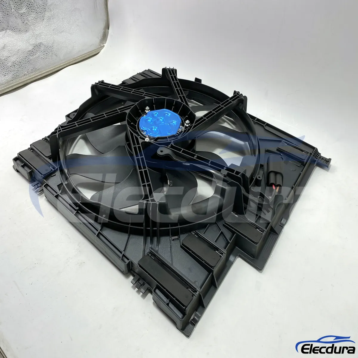 17428591441 &icirc;nlocuire ventilator radiator pentru BMW ateliere de reparații