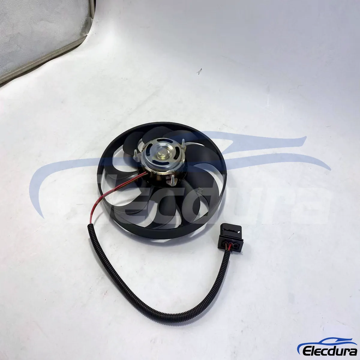 Poprodejn&iacute; motor ventil&aacute;toru chlazen&iacute; chladiče odpov&iacute;daj&iacute;c&iacute; OE 6QD959455B pro hromadn&eacute; objedn&aacute;vky