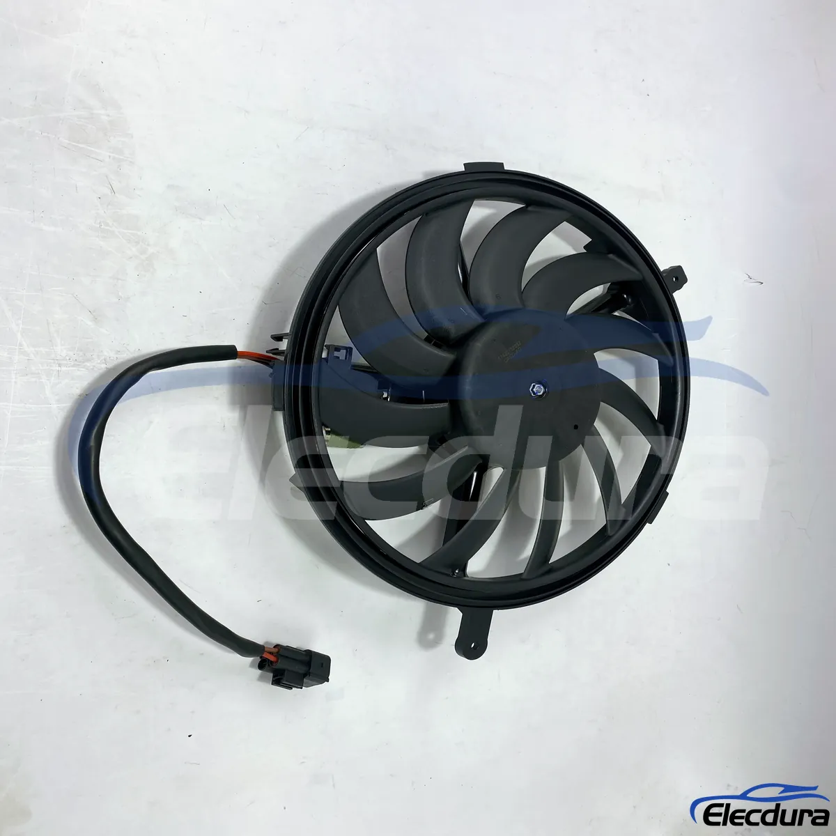 Remplacement du ventilateur de refroidissement du radiateur 17422752632 pour les ateliers de r&eacute;paration BMW